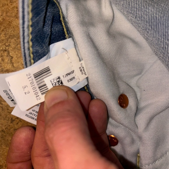 NWT American Eagle Jeans. 30X30. Waist-15”, inseam-29”, Length-38”. Retail $50. - Picture 6 of 6
